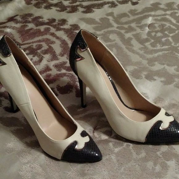 Shoes - Picture 1 of 1